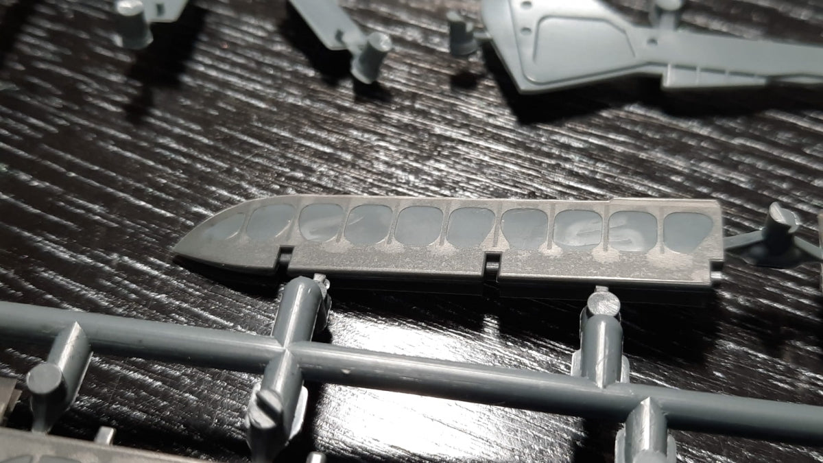 Omask 64009 Bf Fw 190 A2/3/4 masks for control surfaces (for Eduard) 1/48 – imagen 3