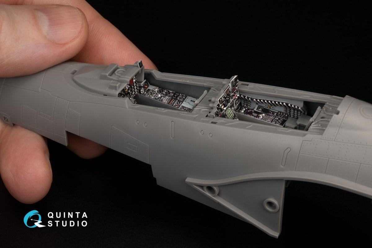 Quinta Studio QDS-48371 F-4E with DMAS 3D-Printed &amp;amp; coloured Interior on decal paper (Meng) (Small version) 1/48 – imagen 13