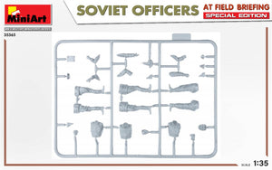 MiniArt 35365 SOVIET OFFICERS AT FIELD BRIEFING. SPECIAL EDITION 1/35 – Bild 4