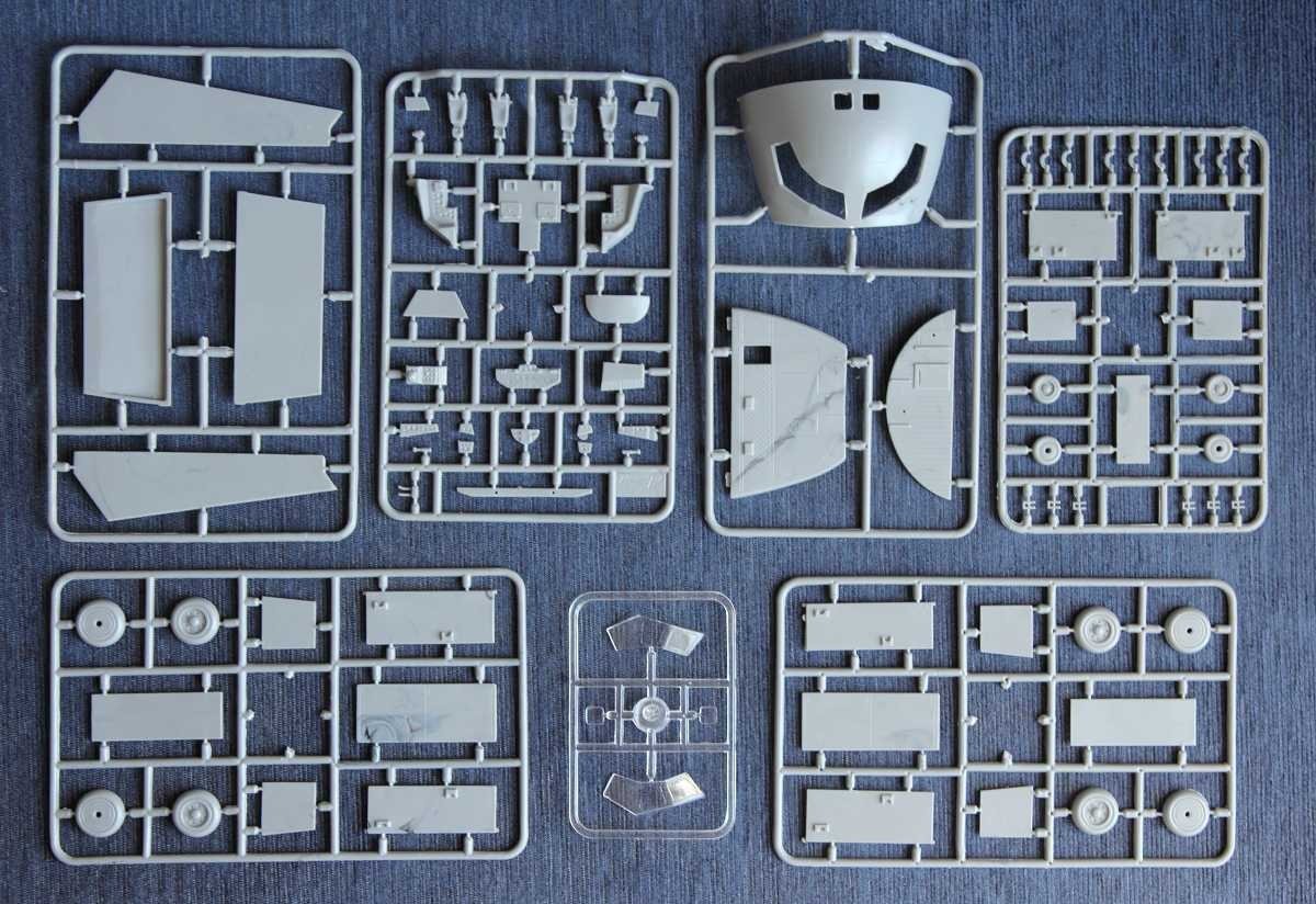 A-model 72023 Buran Soviet shuttle 1/72 – immagine 3