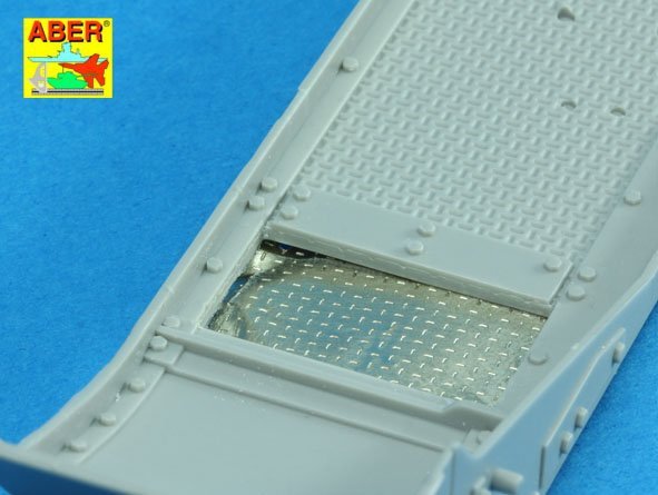 Aber 16099 WWII German pattern treadplate (Trumpeter Pz. IV) 1/16 – immagine 9
