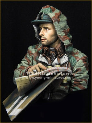 Young Miniatures YM1886 Kampfgruppe Officer Russia 1943 &amp;#39;Ostwind&amp;#39; 1/10 – imagen 3