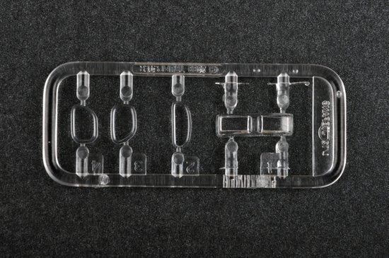 Trumpeter 01104 JIEFANG CA-30 FUEL TRUCK 1/72 – immagine 4