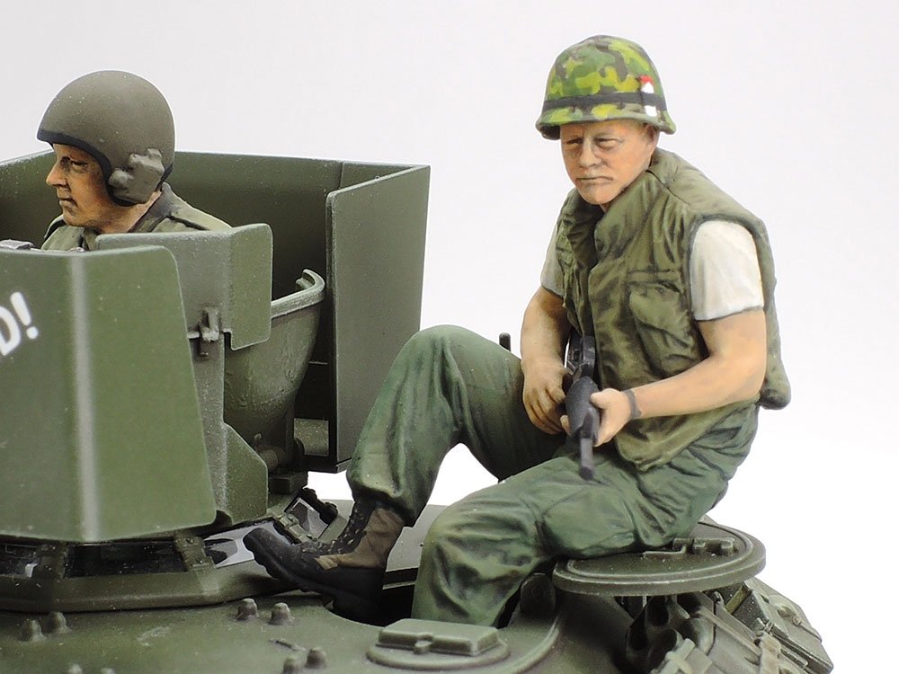 Tamiya 35365 U.S. Airborne Tank M551 Sheridan (Vietnam War) 1/35 – zdjęcie 7