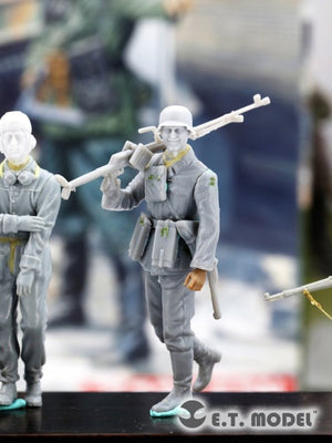 Mains ET Model P35-320 pour figurines Type 1 (Impression 3D) 1/35 – image 9