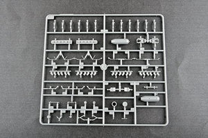 Trumpeter 02212 P-40N War Hawk 1/32 – image 9