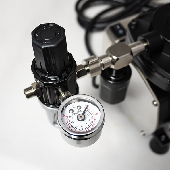 Sparmax TC501N Mini Air Compressor With 2m Hose – imagen 3