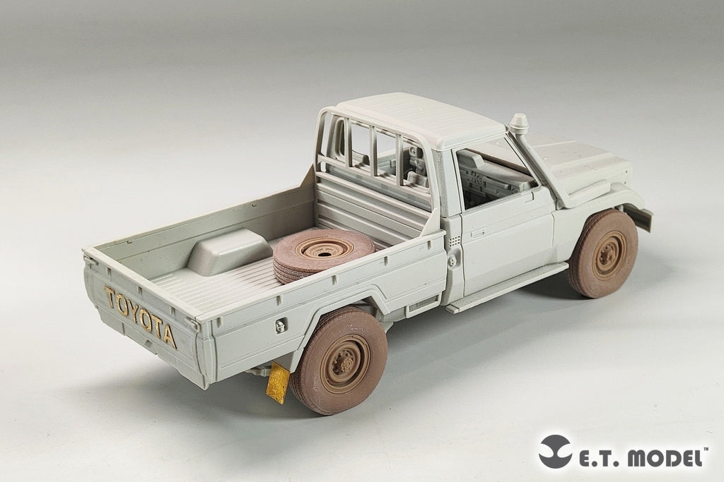 E.T. Model P35-162 PICK UP Truck Sagged Wheels Type.1 1/35 – immagine 7