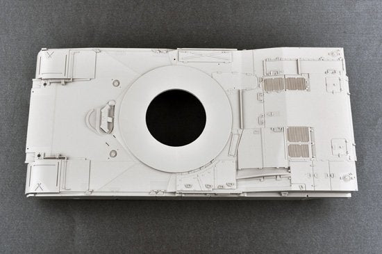 Trumpeter 00926 US M1A1 AIM MBT 1/16 – image 5