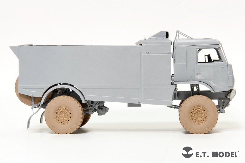 E.T. Model P35-131 KAMAZ-43509 Truck Sagged wheels &amp;amp; Spare Wheels for Zvezda kit 1/35 – immagine 6