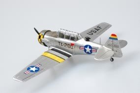 Hobby Boss 80233 American T-6G &amp;quot;Texan&amp;quot; 1/72 – immagine 4