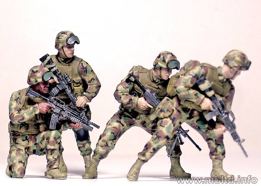 Master Box 3575 Iraq kit 1 (US Troops) 1/35 – zdjęcie 2