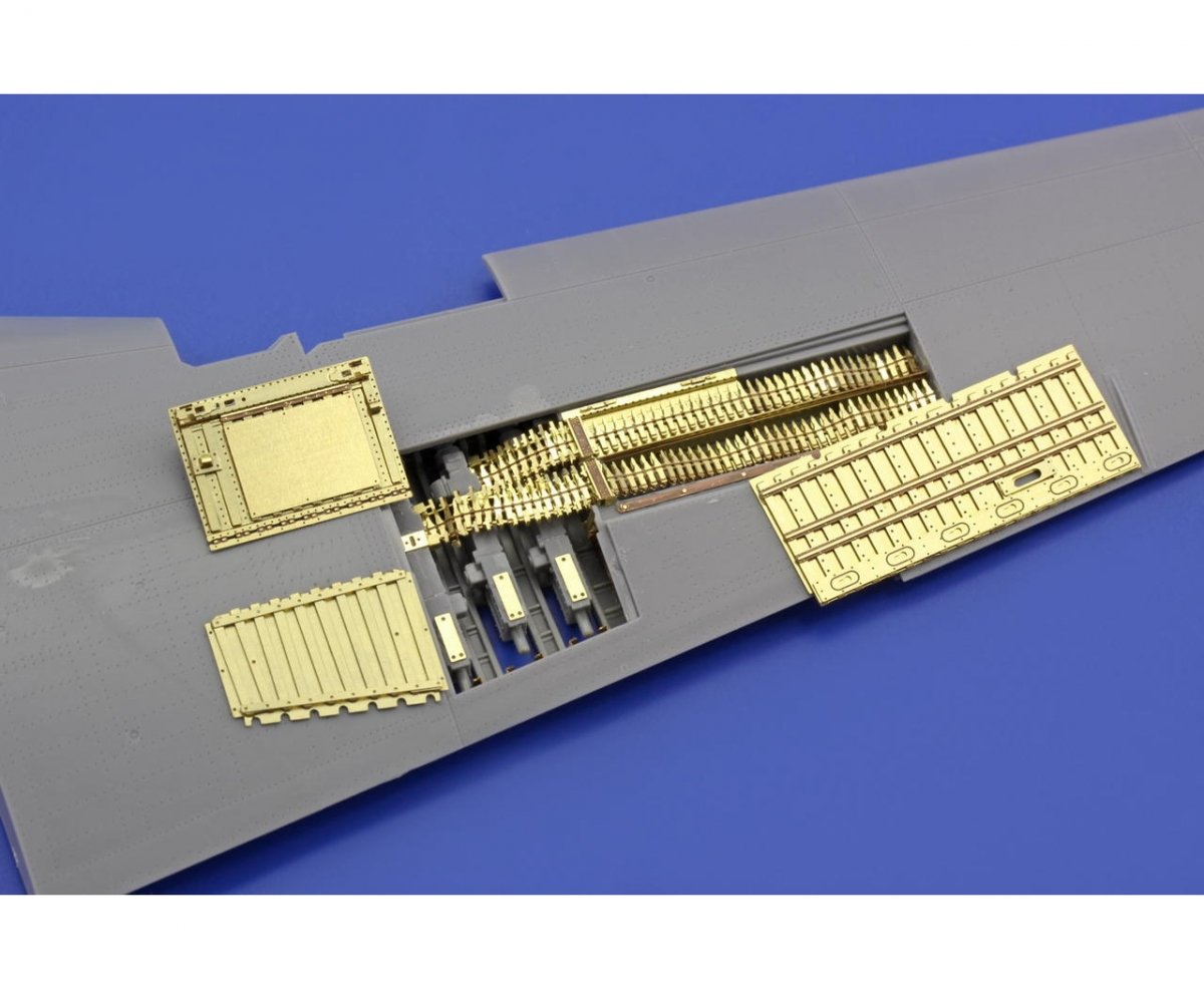 Eduard 32721 P-51D gun bay late 1/32 Tamiya – immagine 4