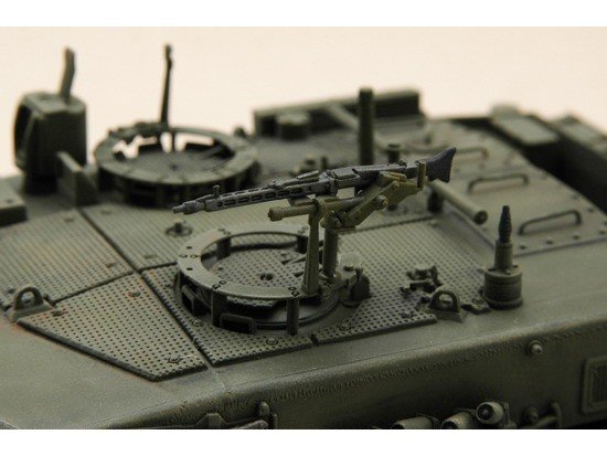 Trumpeter 00332 C-1 Ariete CCP italien (1/35) – image 5
