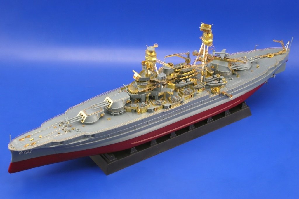 Eduard 53016 USS Arizona MINI HOBBY MODEL 1/350 – immagine 5