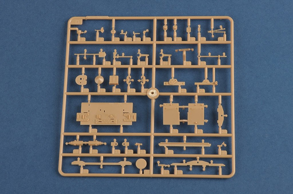 Hobby Boss 80151 German Type III/IV Hybrid Chassis Tank Small Turret 1/35 – immagine 8