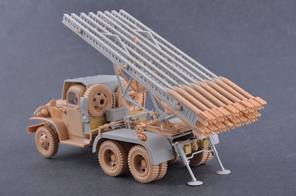 Hobby Boss 84572 GAZ-AAA with BM13/16 Katyusha 1/35 – zdjęcie 8