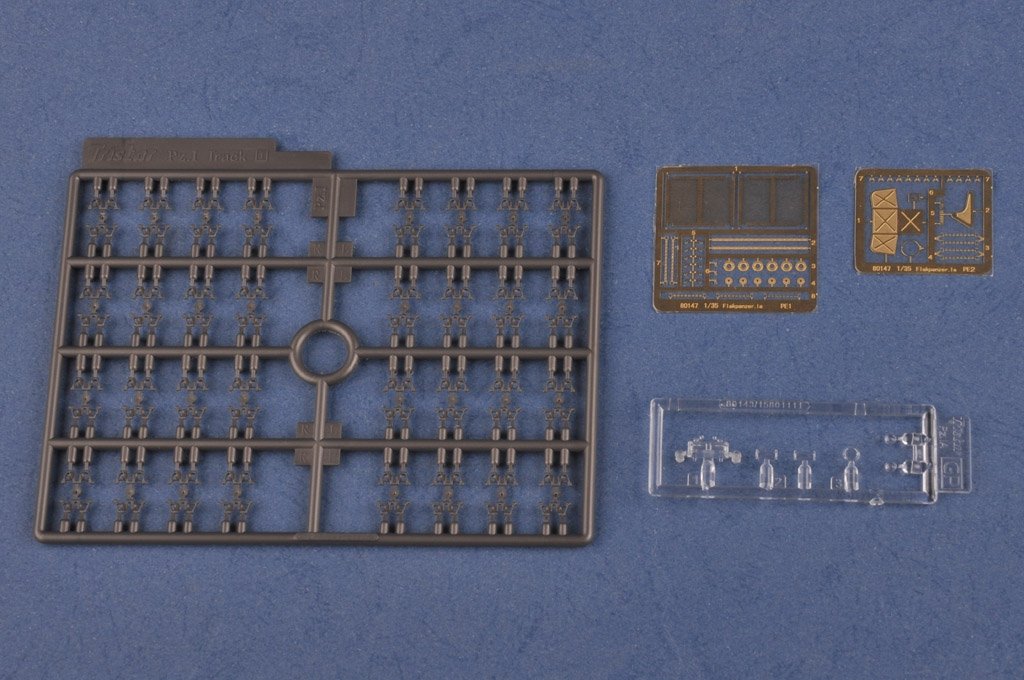 Hobby Boss 80147 German Flakpanzer IA w/Ammo Trailer 1/35 – Bild 6