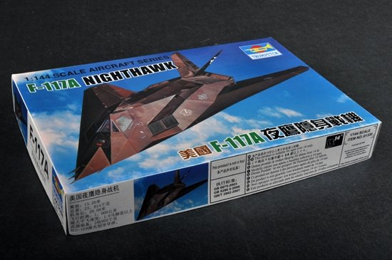 Trumpeter 01330 Lockheed F-117A Nighthawk 1/144 – image 2