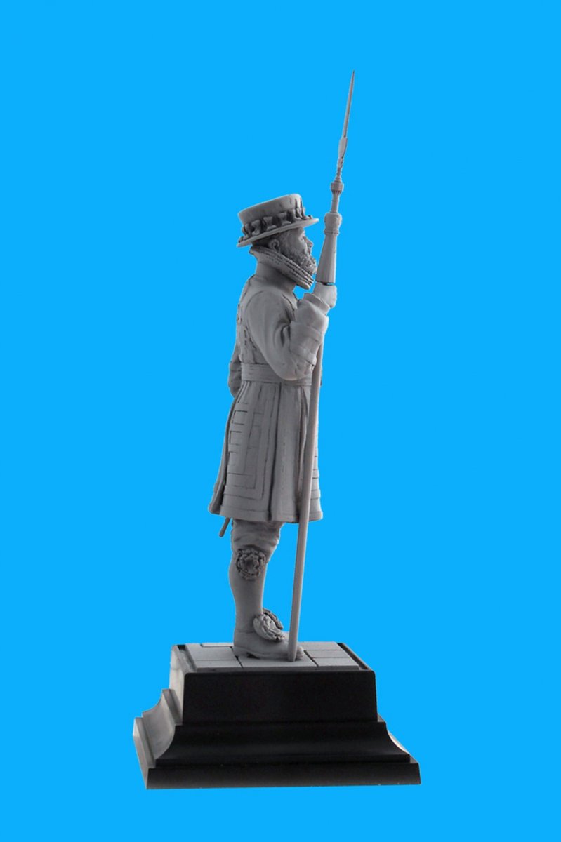 ICM 16006 Yeoman Warder Beefeater 1/16 – imagen 3
