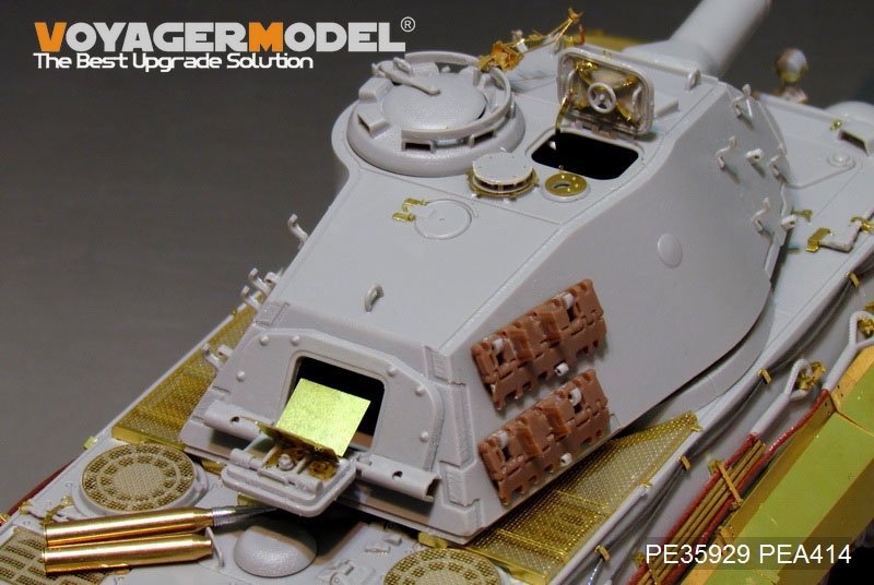 Maquette Voyager PE35929 Char King Tiger allemand de la Seconde Guerre mondiale (tourelle Porsche) pour HOBBYBOSS 84530 1/35  – image 11