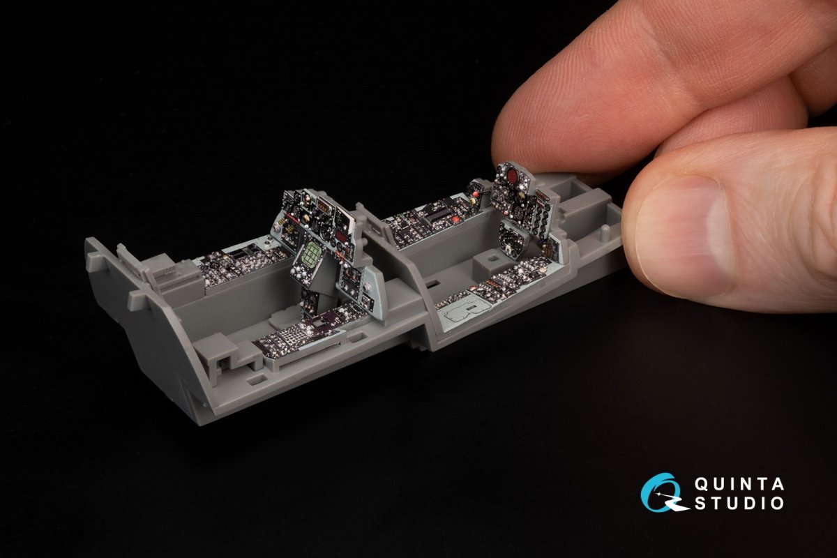 Quinta Studio QD48371 F-4E with DMAS 3D-Printed &amp;amp; colored Interior on decal paper (Meng) 1/48 – image 12