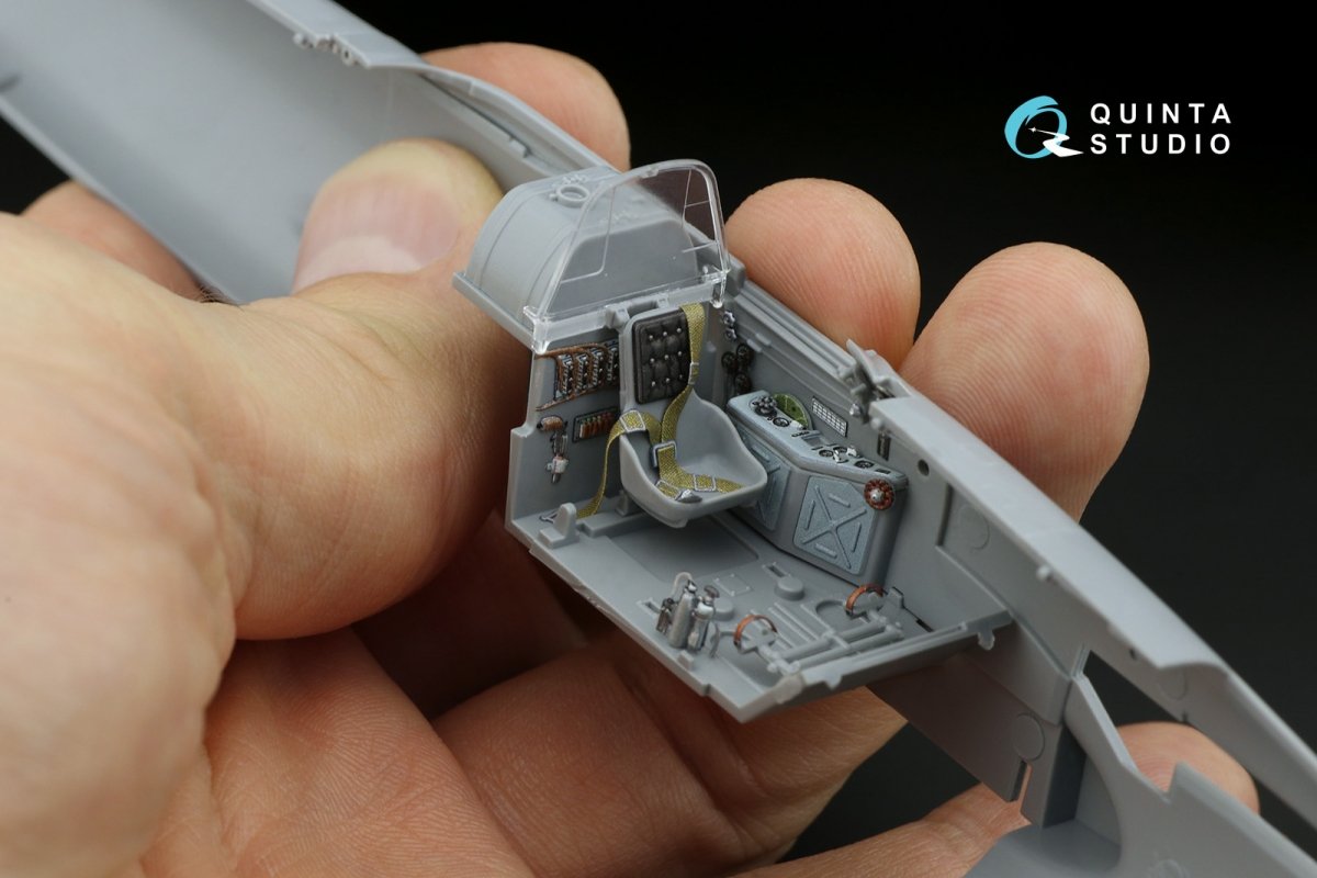 Intérieur imprimé en 3D et coloré sur papier décalcomanie pour maquette Zvezda QD48236 IL-2 1943 (biplace) Quinta Studio, échelle 1/48 – image 7