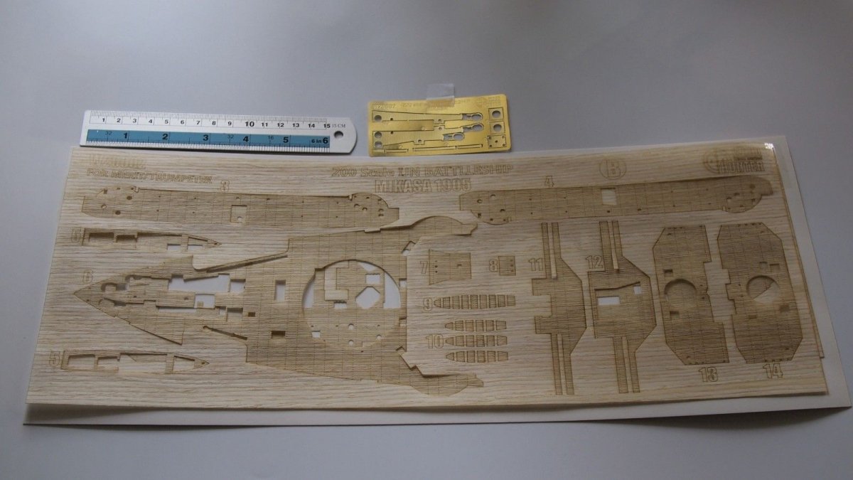 Wood Hunter W20002 IJN MIKASA wooden deck (for TRUMPETER 620004) 1/200 – immagine 2