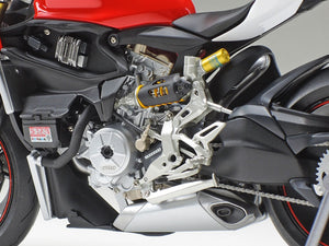 Tamiya 14132 Ducati 1199 Panigale S Tricolore 1/12 – immagine 4
