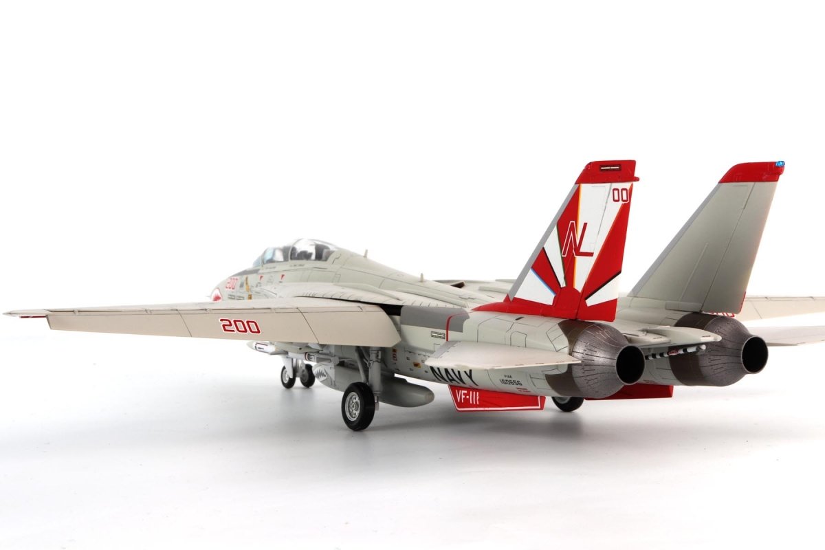 KA Models KP-72003A F-14A Tomcat &amp;quot;Sundowners&amp;quot; (ex Fujimi) 1/72 – imagen 12