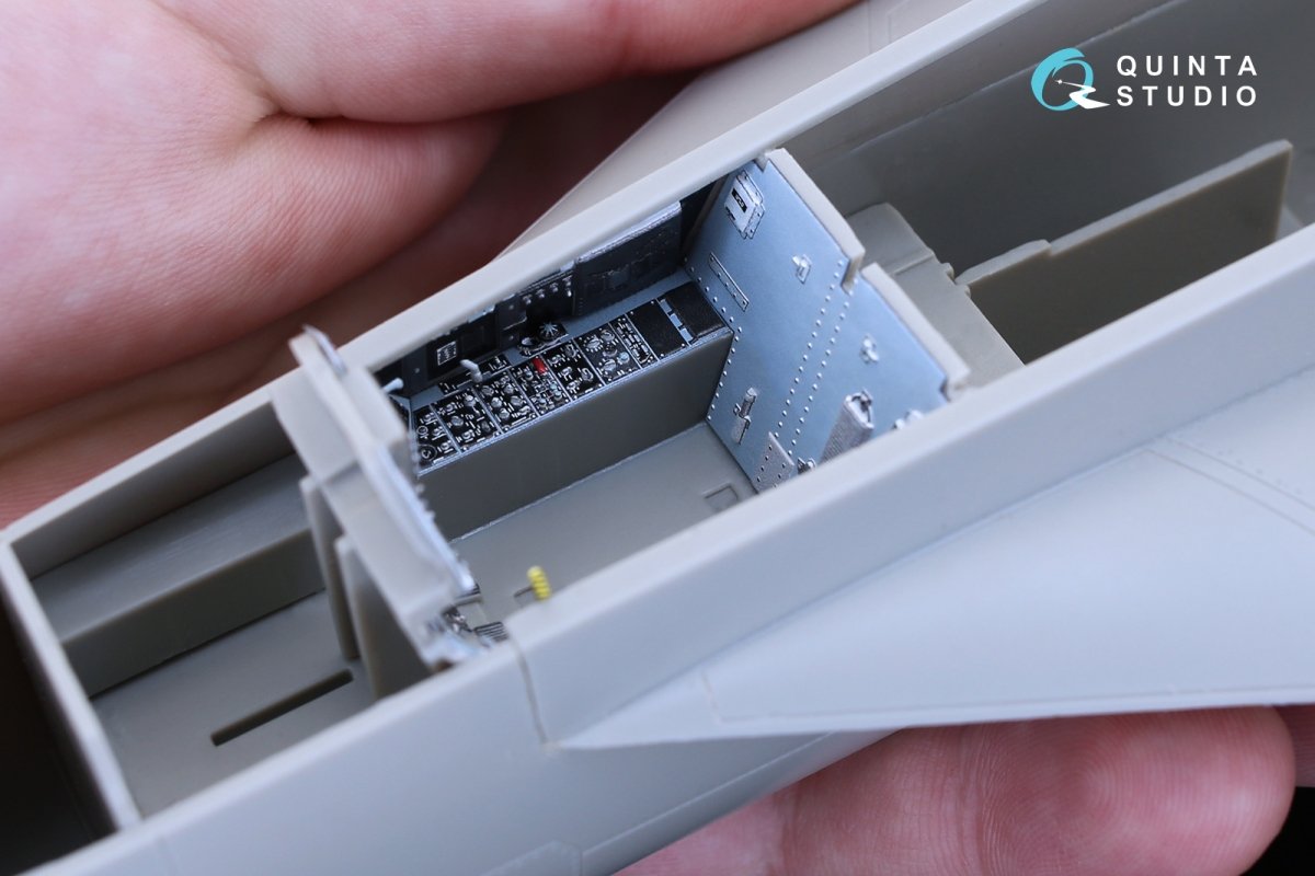 Quinta Studio QD32067 F/A-18E 3D-Printed &amp;amp; coloured Interior on decal paper (for Revell kit) 1/32 – zdjęcie 3