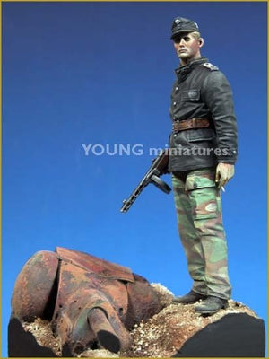 Young Miniatures YM9001-B SS Panzer Officer with T-34 Mantlet Base 90mm – imagen 4