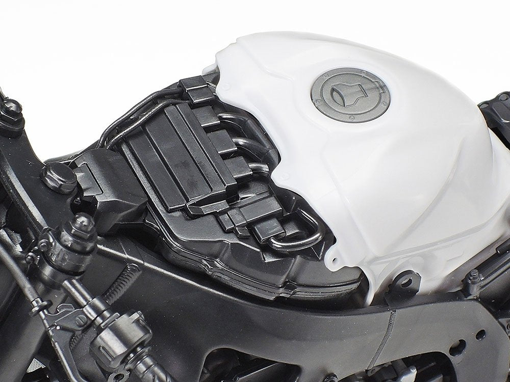 Tamiya 14138 Honda CBR1000RR-R FIREBLADE SP 1/12 – image 12