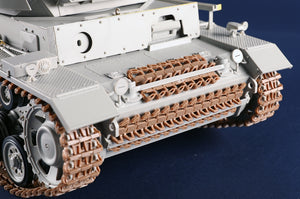 Trumpeter 00955 Pz.Bef.Wg.Fahrgestell Pz.Kpfw.III.Ausf.J 1/16 – Bild 9
