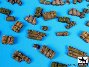 Black Dog T72057 Tentage plus bedrols 3 accessories set 1/72 – Bild 2