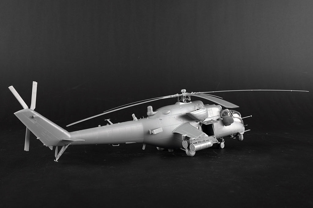 Trumpeter 05830 Mi-35M Hind-E 1/48 – immagine 12