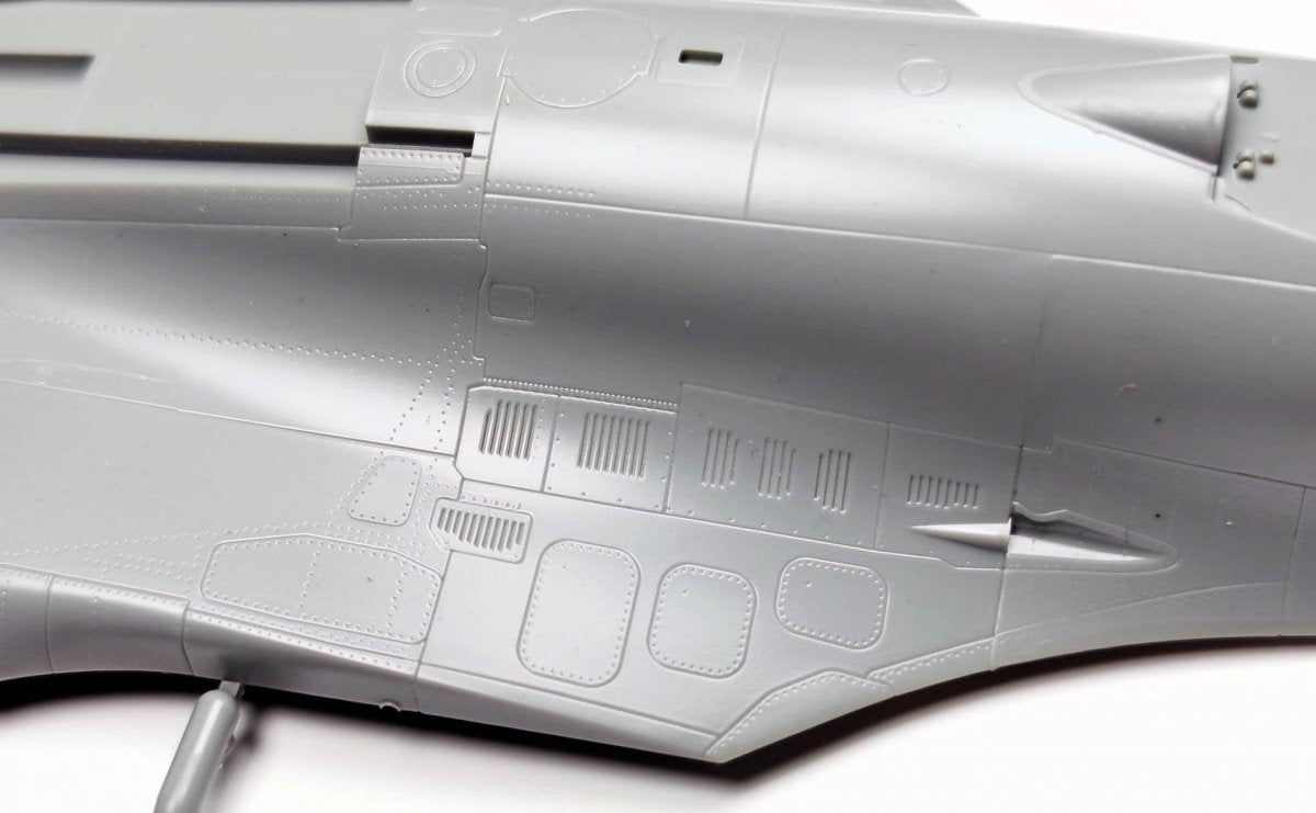 MiniBase 8001 SU-33 Flanker-D 1/48 – zdjęcie 12