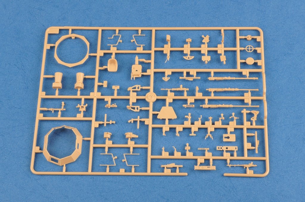 Hobby Boss 83815 German Sd.Kfz.222 Leichter Panzerspahwagen (1st Series) 1/35 – Bild 6
