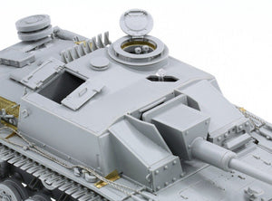 Cyber Hobby 6598 StuG.III Ausf.G Initial 1/35 – imagen 7