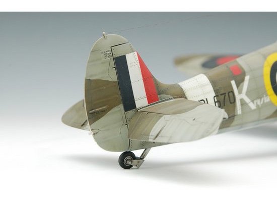 Trumpeter 02403 SPITFIRE Mk.Vb 1/24 – immagine 4