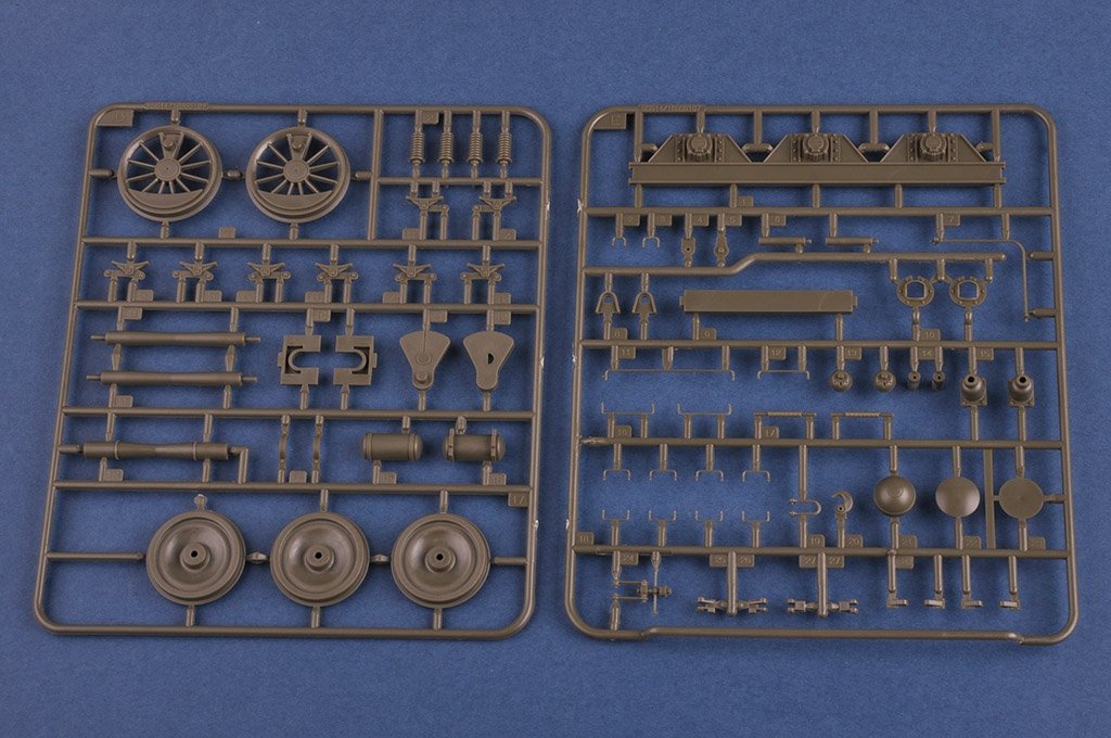 Hobby Boss 85514 Soviet MBV-2 Armored Train 1/35 – Bild 7