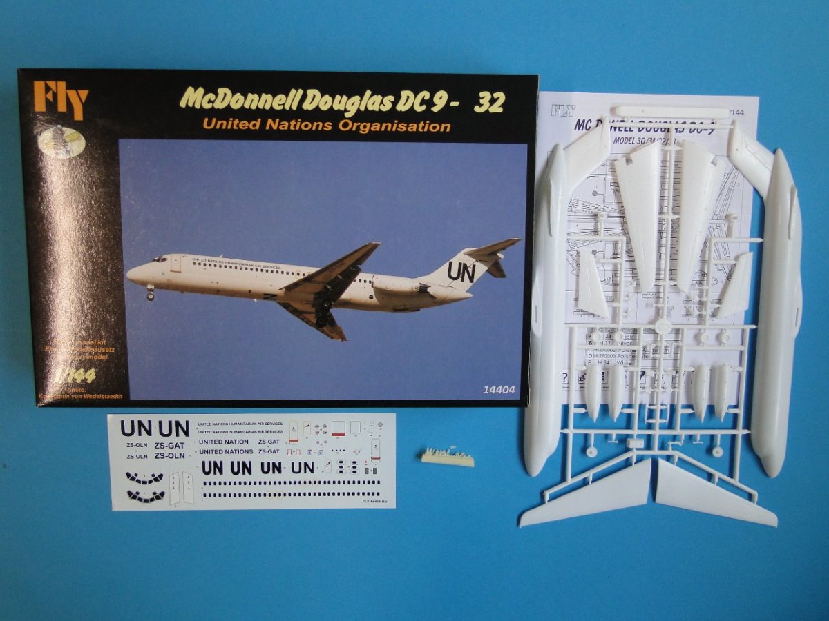 Fly 14404 DC 9-32 UN 1/144 – imagen 2