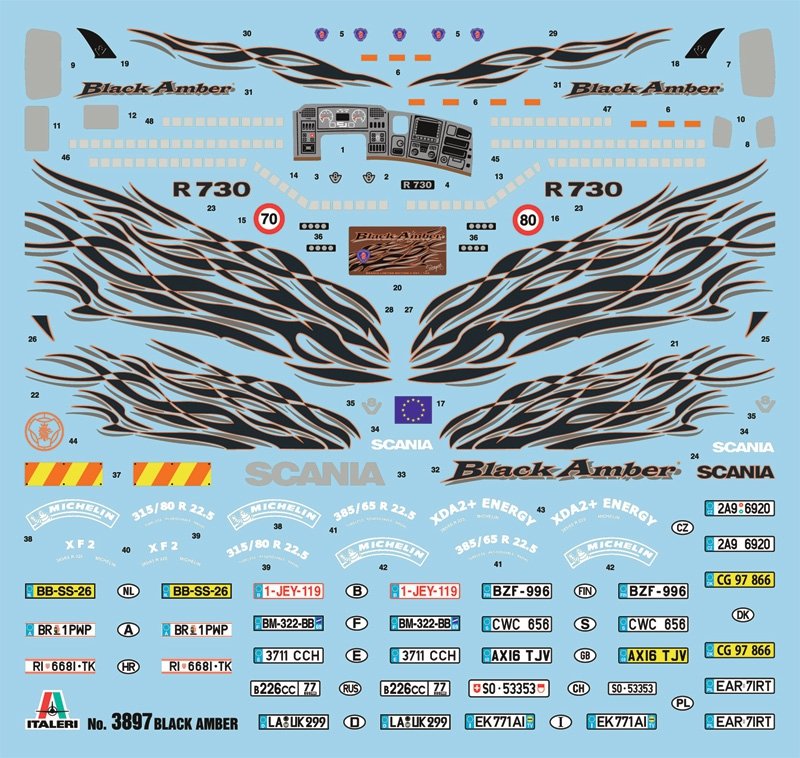 Italeri 3897 SCANIA R730 BLACK AMBER 1/24 – zdjęcie 5