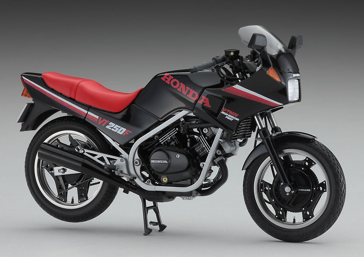 Hasegawa 21755 Honda VT250F (MC08) (1984) BLACK COLOR 1/12