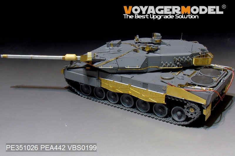 Voyager Model PE351026 Modern German Leopard 2A6 Basic For Border BT-002 1/35 – image 3