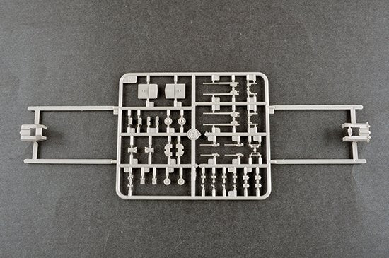 Trumpeter 03714 German Battleship Gneisenau 1/200 – immagine 15