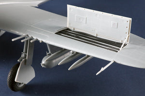 Trumpeter 02427 Republic P-47 D Thunderbolt Razorback 1/24 – immagine 3