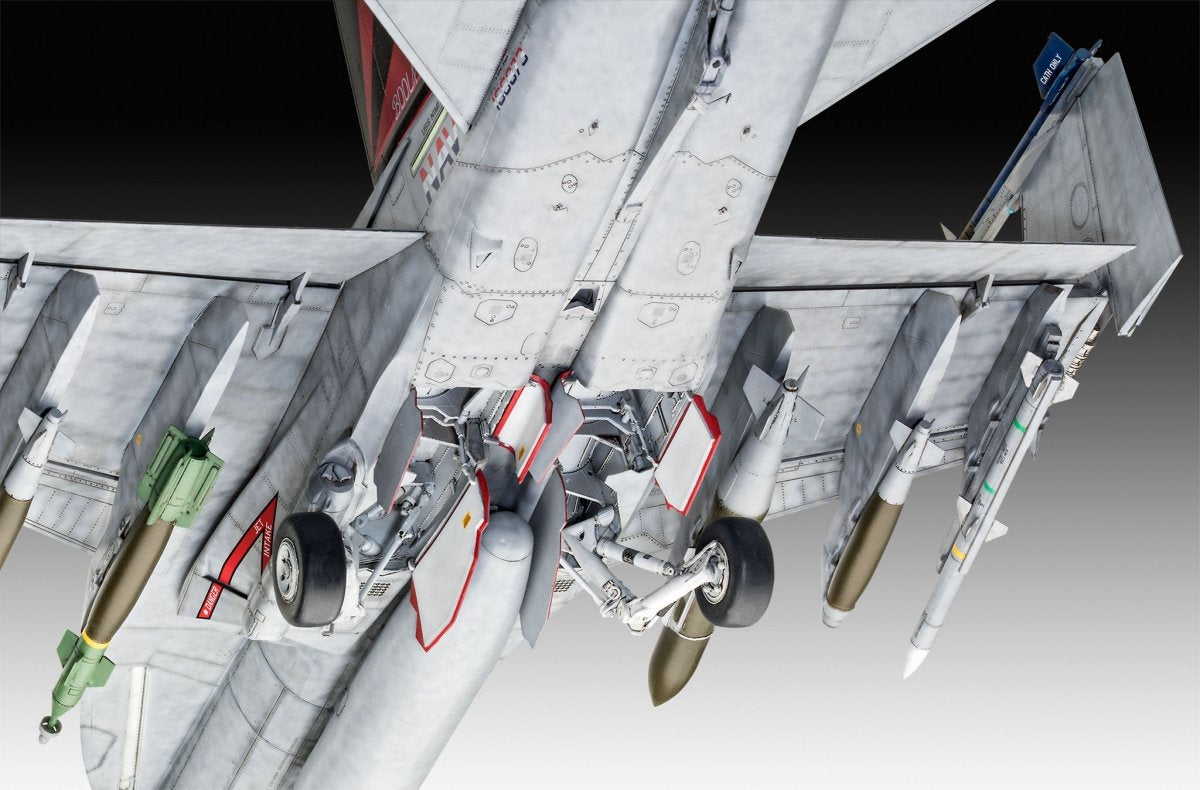 Revell 03847 F/A-18F Super Hornet twinseater 1/32 – Bild 6