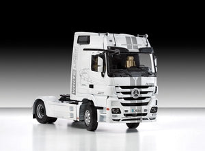 Italeri 3884 Mercedes-Benz Actros MP3 1/24