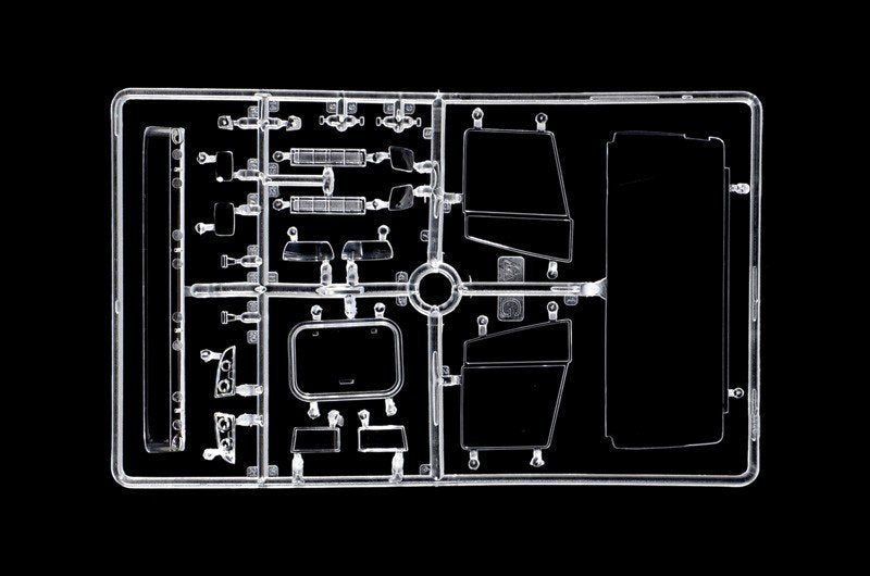 Italeri 3869 IVECO Stralis Active Space 1/24 – immagine 10